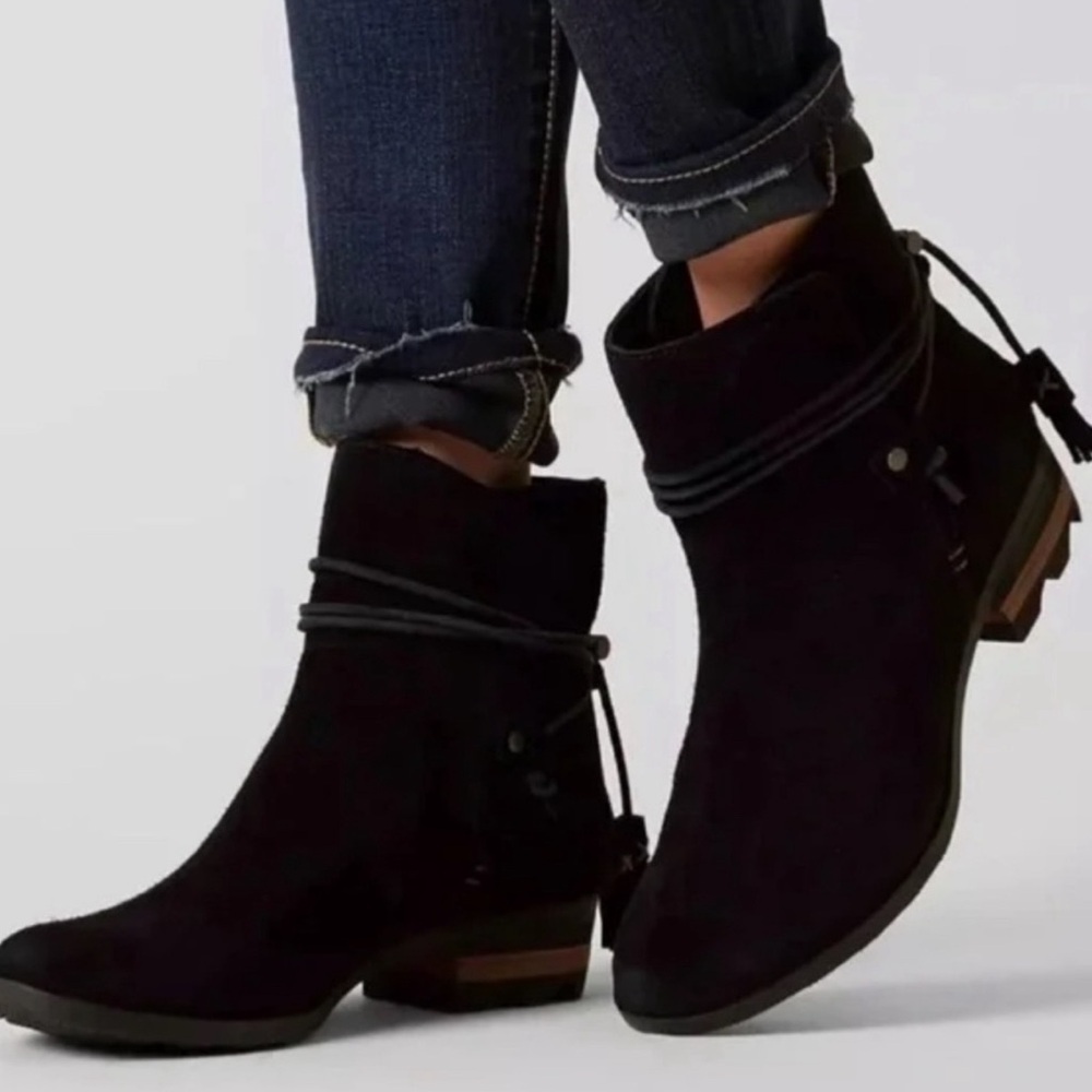 Sorel Farah Black Suede Leather Ankle Boots Tie Tassel Booties Women’s SZ 7